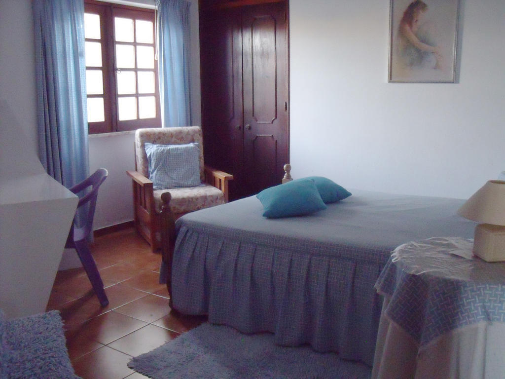 קארבואירו Villa Alves חדר תמונה